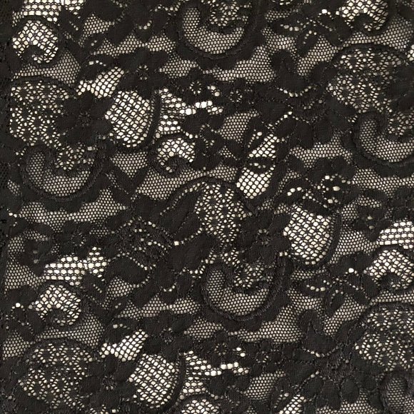 Aritzia Talula Black Lace Summer Top Blouse XS - Picture 5 of 8